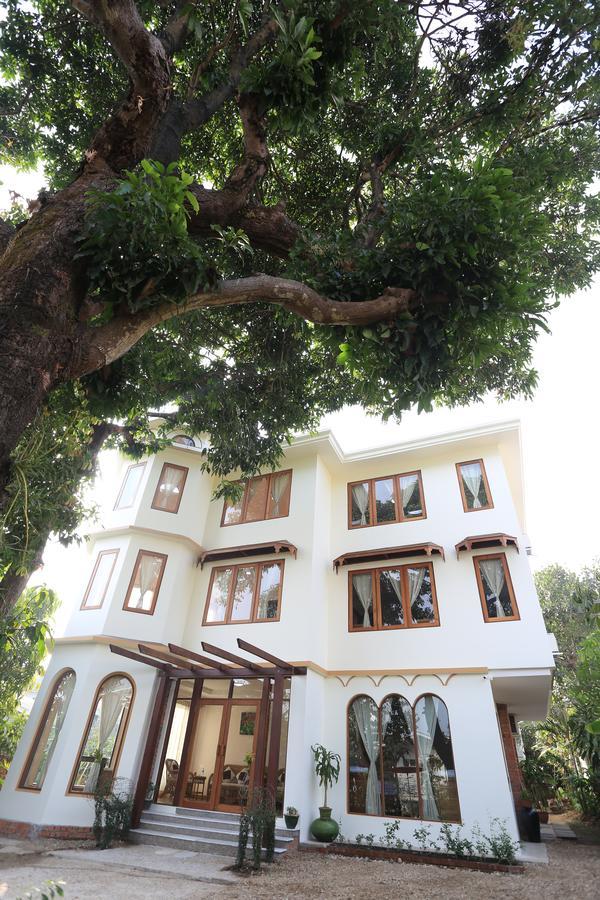 Mango Hill Inn Rangum Exterior foto
